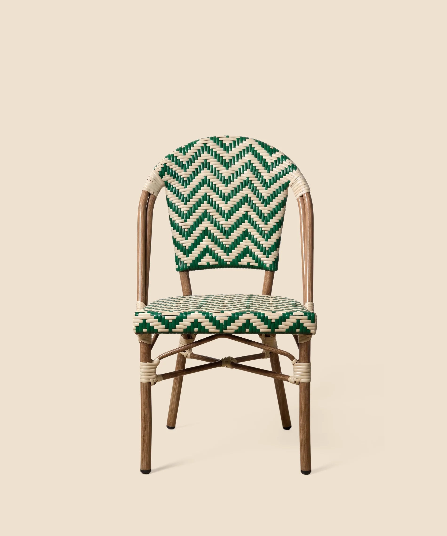 Silla bistró parisina ratán sintético verde crema frontal aluminio Venhoouse Chile

