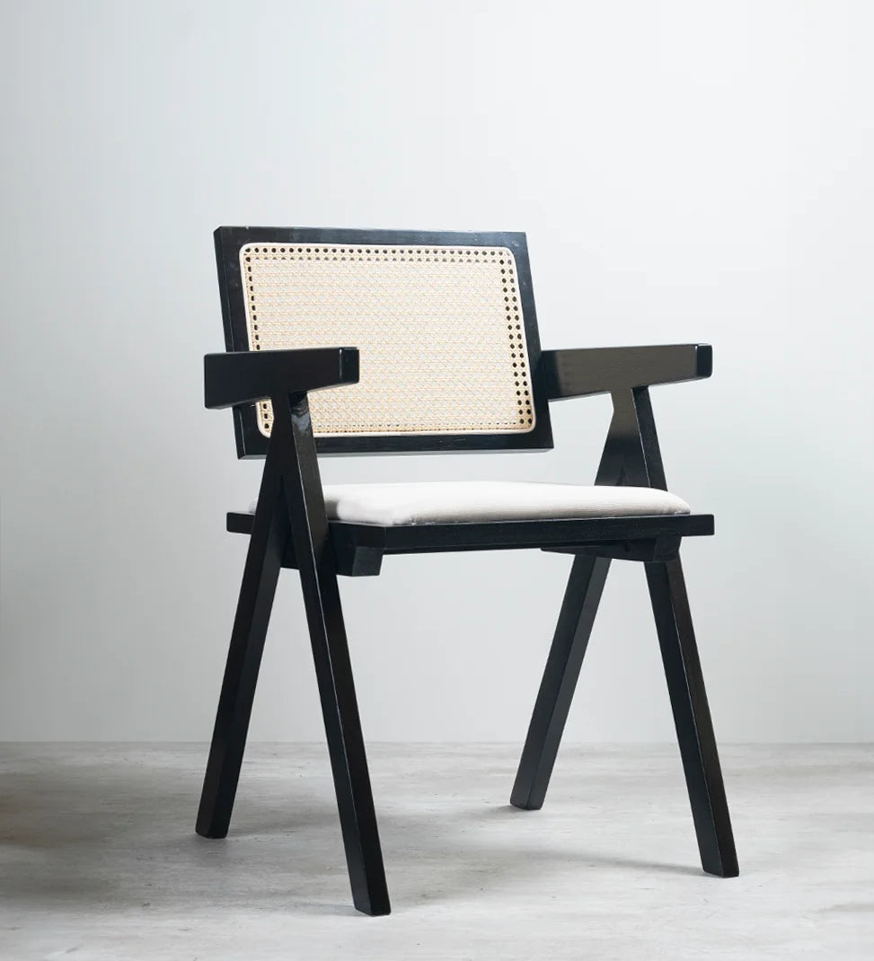 Silla Chandigarh Con Cojín De Lino