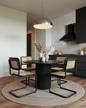Silla Breuer ratán negra comedor madera caucho estructura acero Venhoouse Chile
