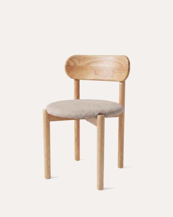 Silla Porto comedor chenilla beige madera caucho respaldo curvo diagonal Venhoouse Chile
