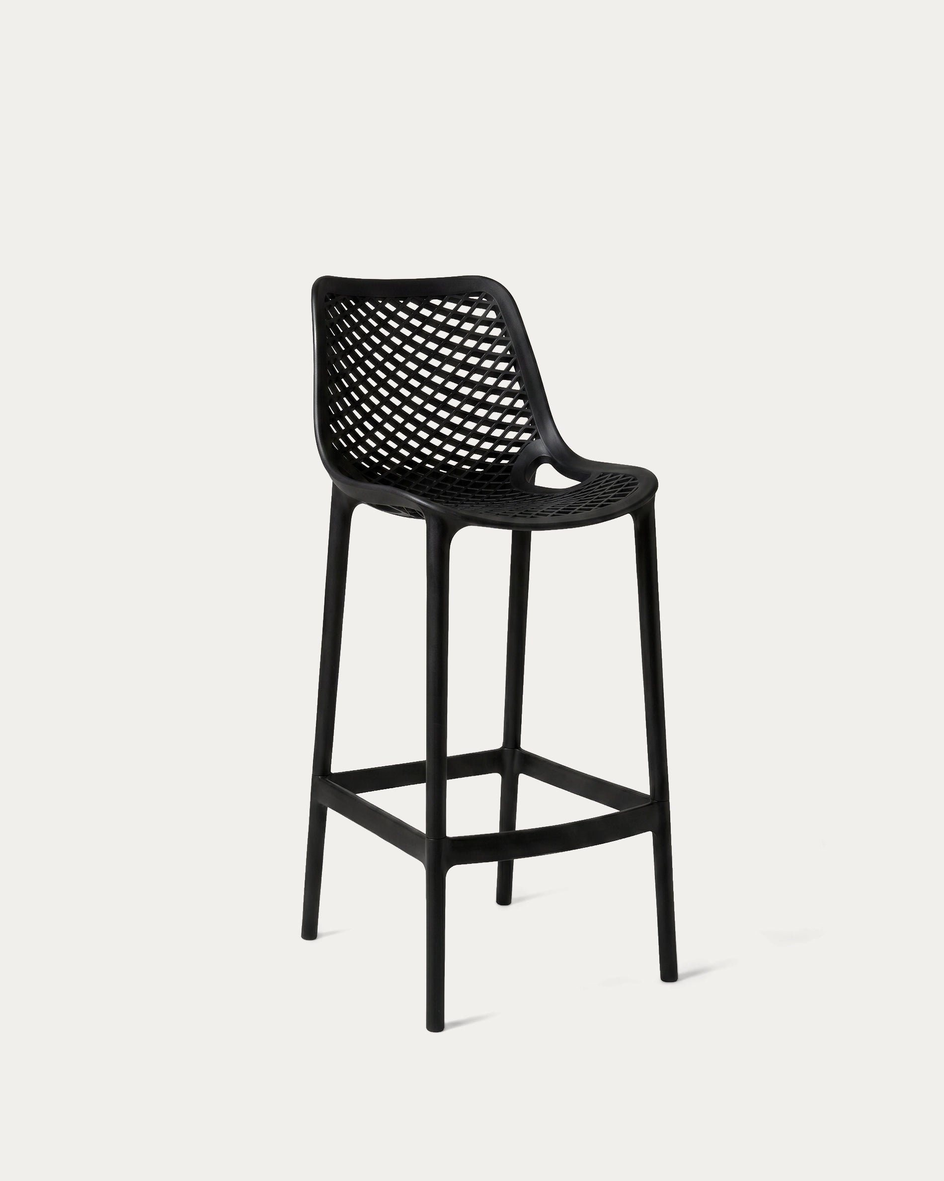 Taburete bar Berlín negro polipropileno 75 cm exterior diagonal Venhoouse Chile