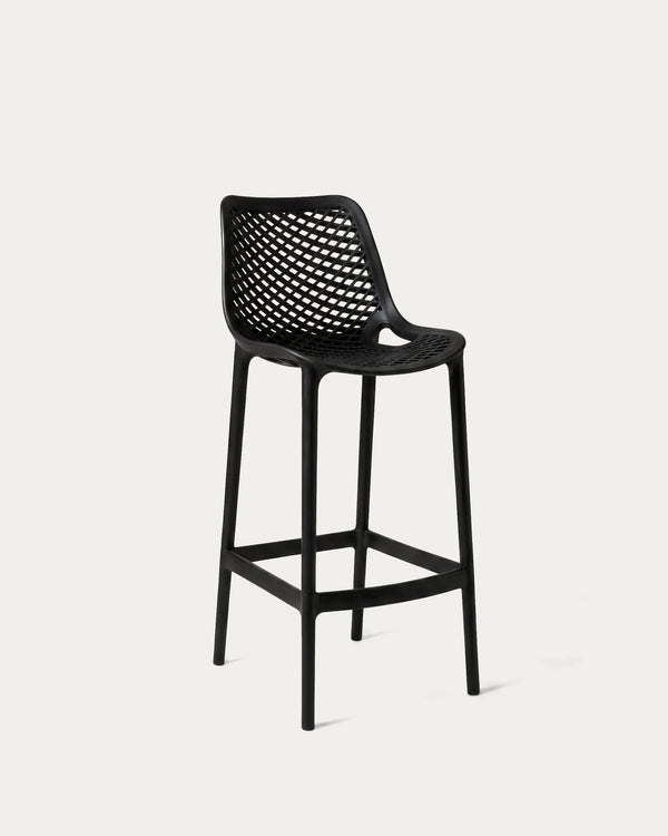 Taburete bar Berlín negro polipropileno 75 cm exterior diagonal Venhoouse Chile