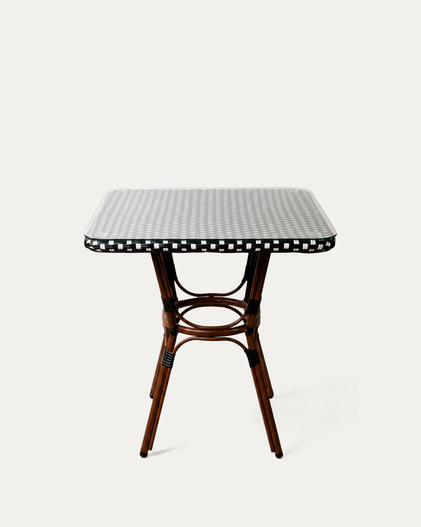 Mesa cuadrada