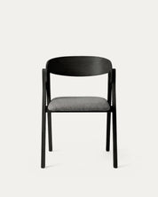 Detalle patas madera caucho silla comedor acolchada Margot Venhoouse