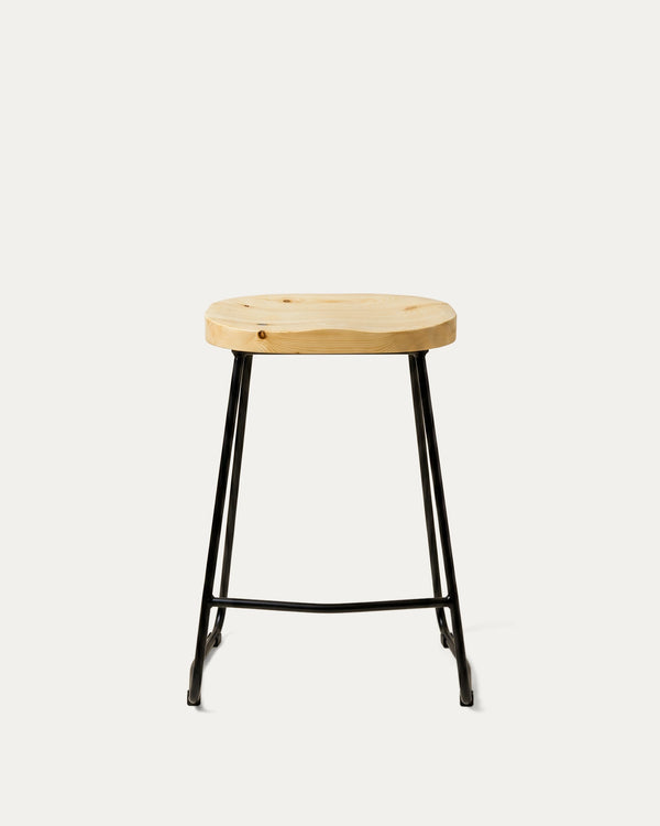 Taburete alto Nara metal madera pino vista frontal cocina americana Venhoouse Chile