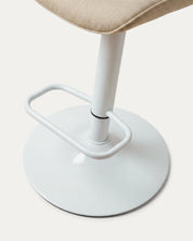Detalle patas metal ajustable piso bar Dorik beige arena Venhoouse Chile	