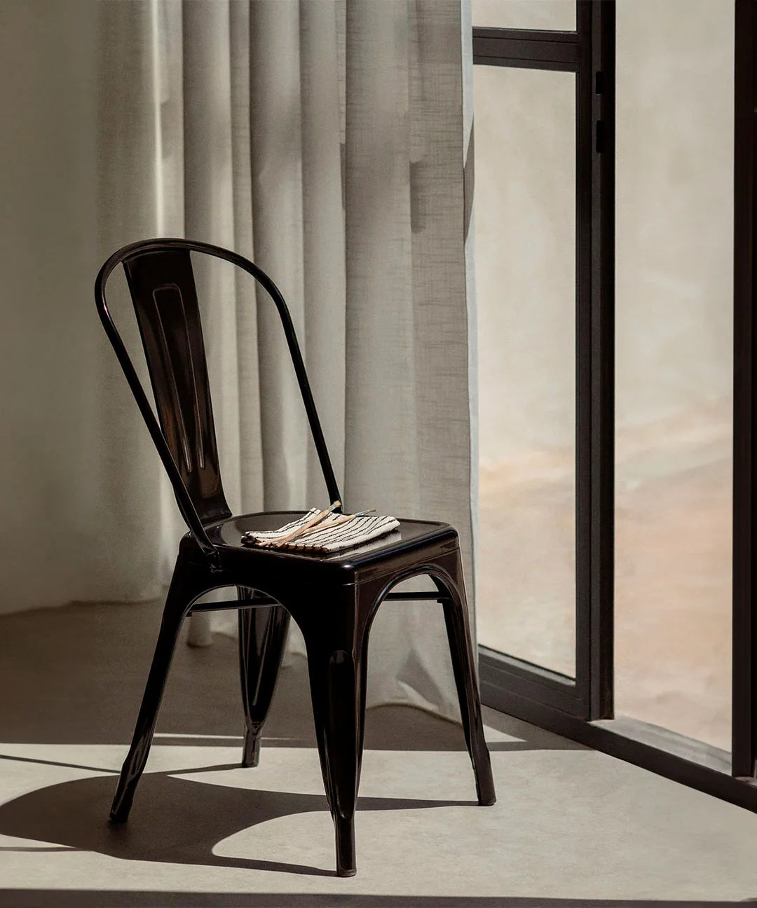Silla Tolix Negra