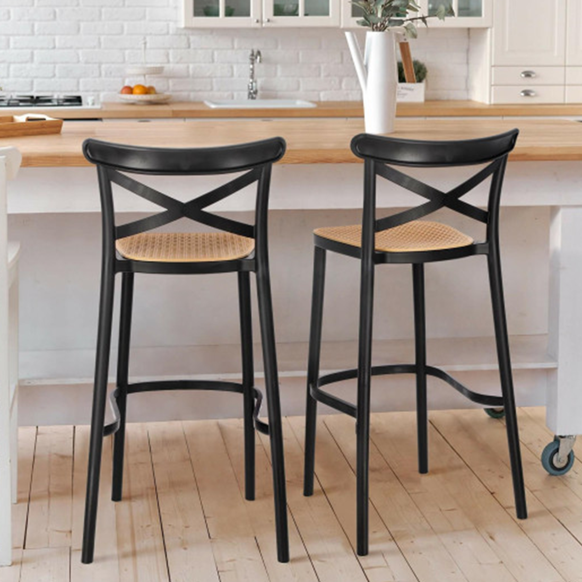 Taburete Crossback Danubio 66cm Piso Bar O Terraza Apilable