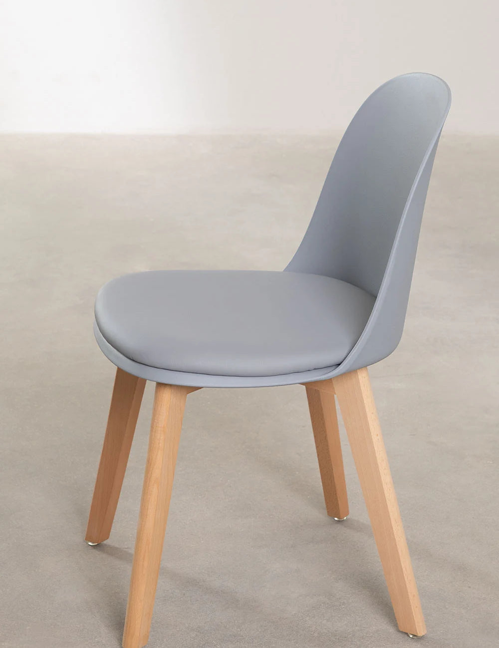 silla-de-comedor-belyna-1_284e39d2-65c1-42c1-bd14-31ac27477baa.webp